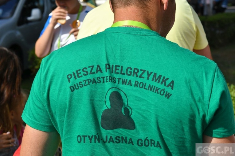 Piesza Pielgrzymka Duszpasterstwa Rolników już w drodze na Jasną Górę