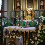 Wprowadzenie relikwii św. Ambrożego do kościoła w Jeżowem