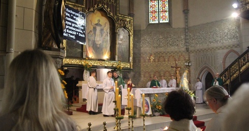 7. rocznica ukazania relikwii Ciała Jezusa