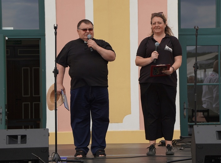 X Jubileuszowy Historyczny Jarmark Parafialny w Głębowicach pełen muzyki i smakołyków