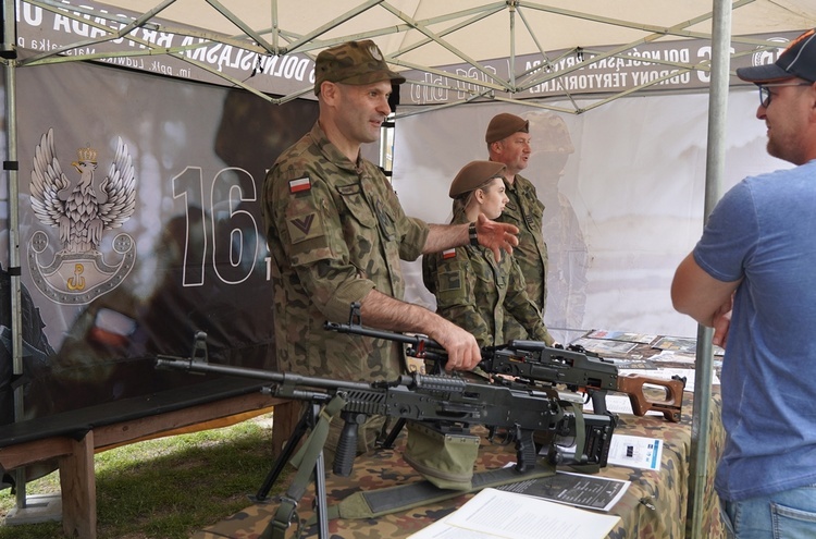 X Jubileuszowy Historyczny Jarmark Parafialny w Głębowicach pełen muzyki i smakołyków