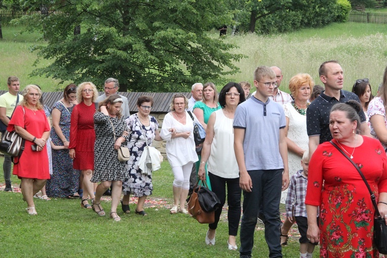 Nowy Sącz. Uroczystość ku czci świętych Piotra i Pawła w Parku Etnograficznym