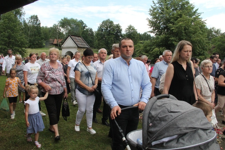 Nowy Sącz. Uroczystość ku czci świętych Piotra i Pawła w Parku Etnograficznym