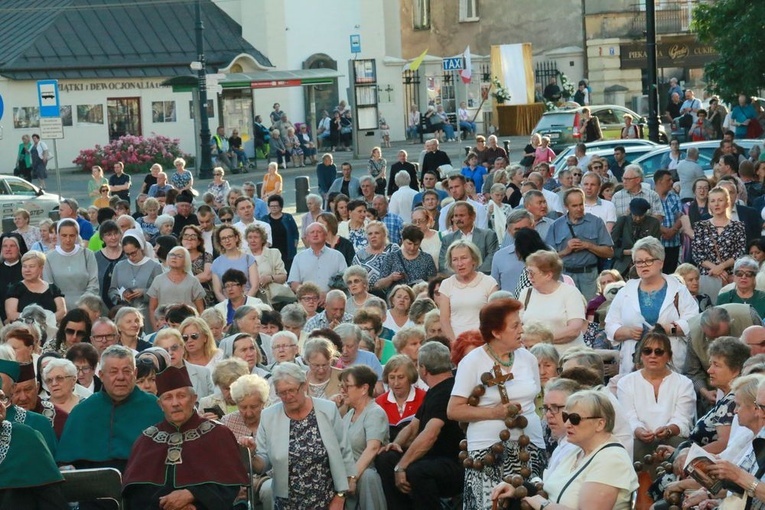 Odpust ku czci Matki Bożej Płączącej