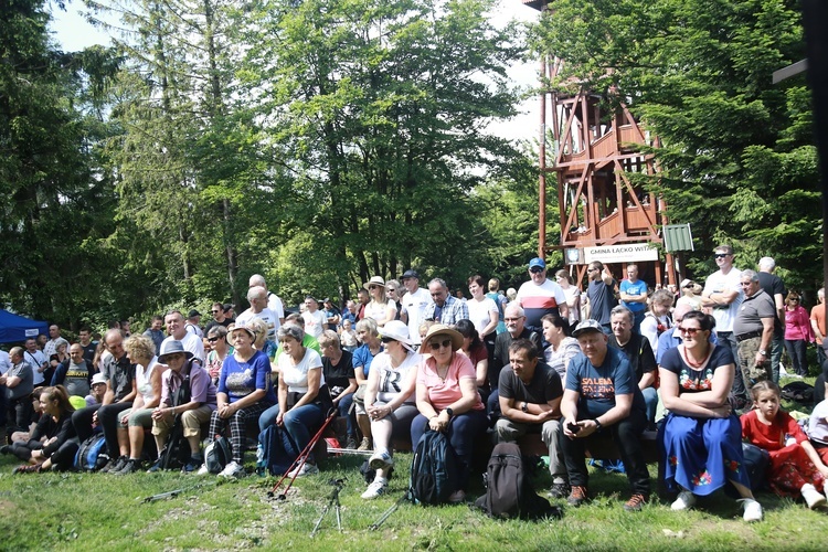 Msza św. na Modyni