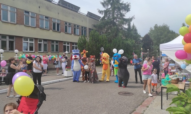 Katowice. Piknik rodzinny z okazji 25-lecia Górnośląskiego Centrum Zdrowia Dziecka