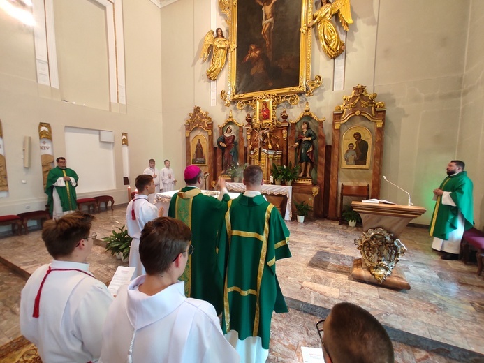 Rozbili obóz w Domu