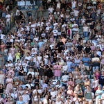 Uwielbienie "ChwałaMU" na stadionie Tarczyński Arena - cz. 1