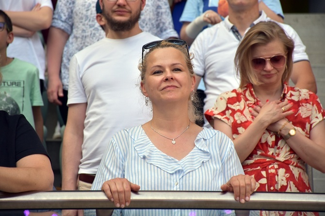 Uwielbienie "ChwałaMU" na stadionie Tarczyński Arena - cz. 1