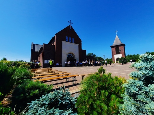 Jastrzębie-Bzie. Pogrzeb ks. Janusza Rudzkiego