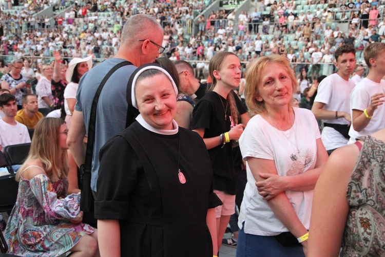 Uwielbienie "ChwałaMU" na stadionie Tarczyński Arena - cz. 2