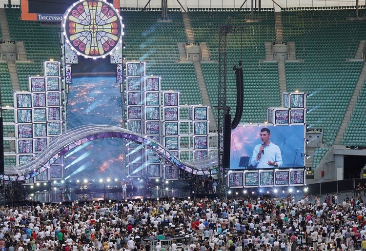 Uwielbienie "Chwała MU" na stadionie Tarczyński Arena - cz. 3