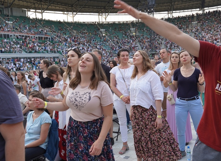 Uwielbienie "Chwała MU" na stadionie Tarczyński Arena - cz. 3