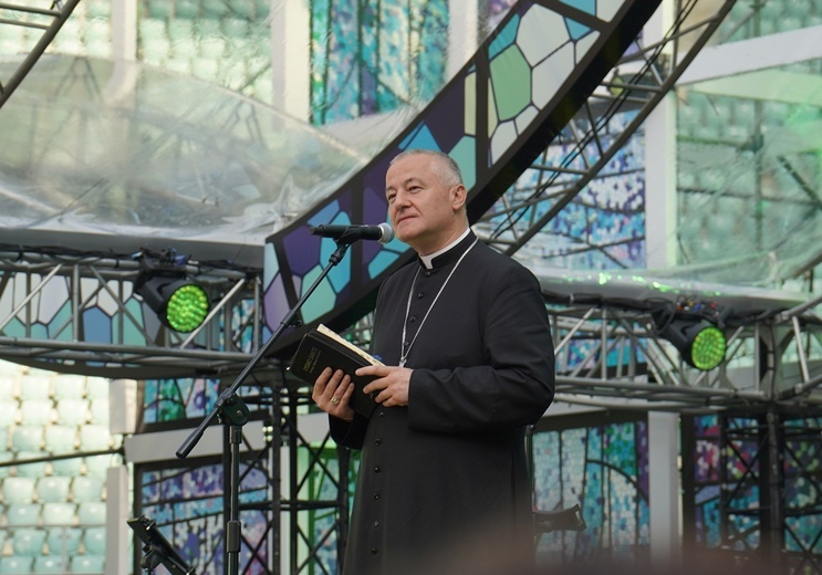 Uwielbienie "Chwała MU" na stadionie Tarczyński Arena - cz. 3