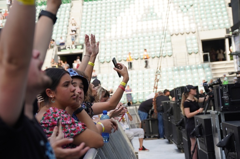 Uwielbienie "Chwała MU" na stadionie Tarczyński Arena - cz. 3