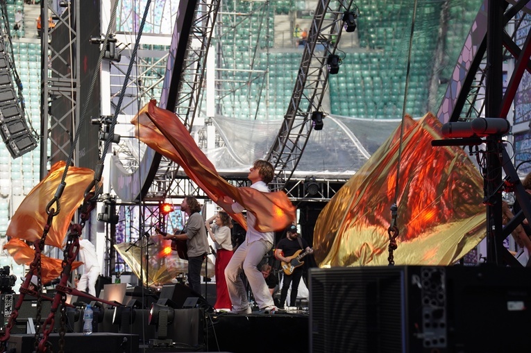 Uwielbienie "Chwała MU" na stadionie Tarczyński Arena - cz. 3