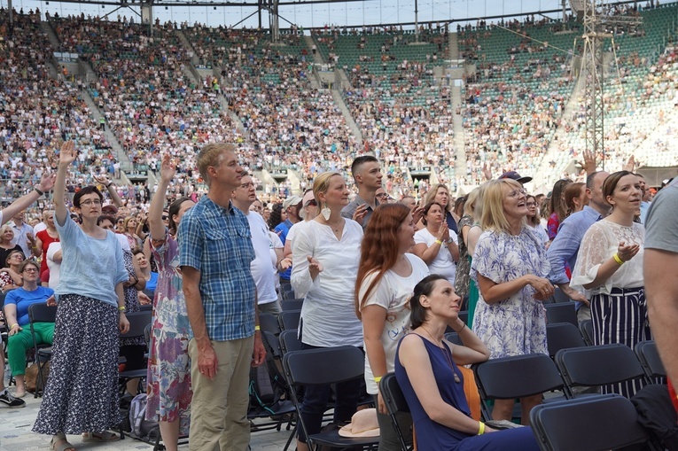 Uwielbienie "Chwała MU" na stadionie Tarczyński Arena - cz. 3