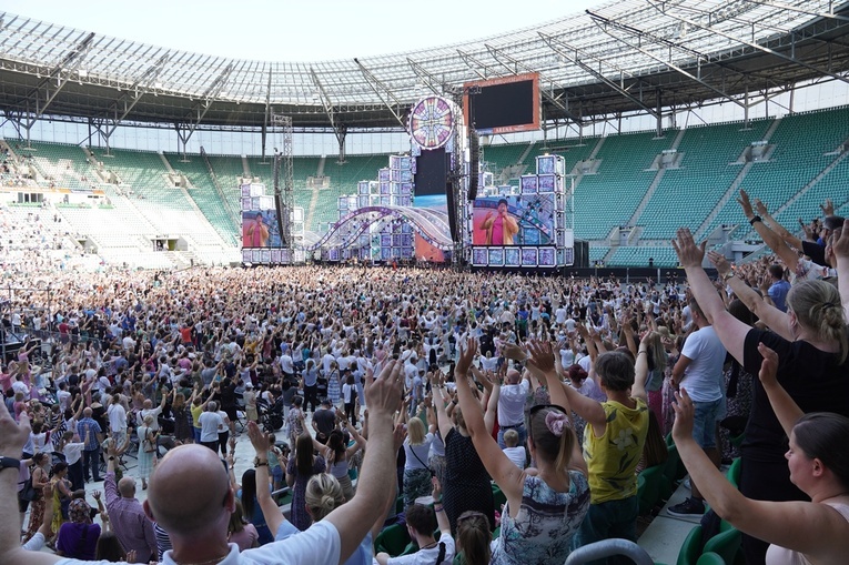 Uwielbienie "Chwała MU" na stadionie Tarczyński Arena - cz. 3