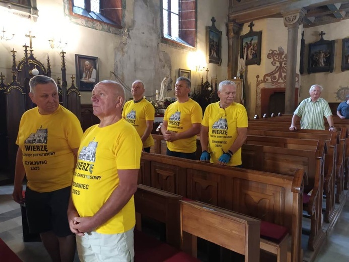 Rowerowy Szydłowiec pojechał do Czarnej Madonny