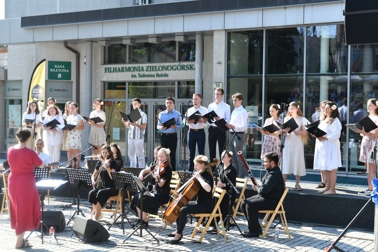 Koncert Chóru i Orkiestry FDNT