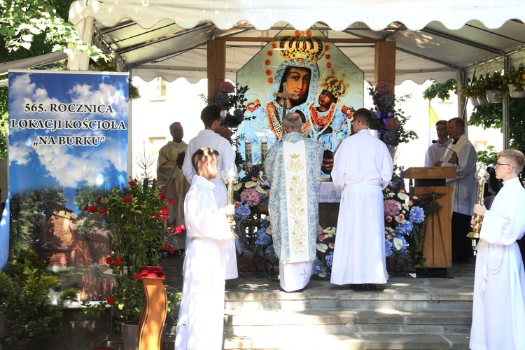 Tarnów. Rozpoczęcie odpustu na Burku