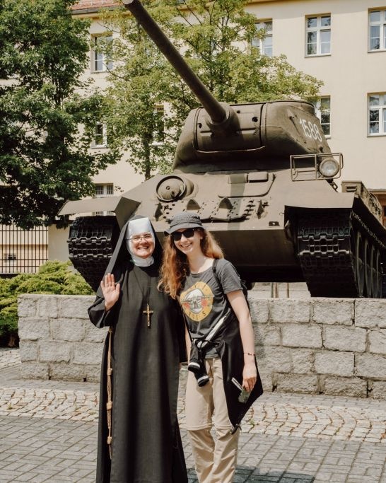 Stypendyści do tańca i do różańca