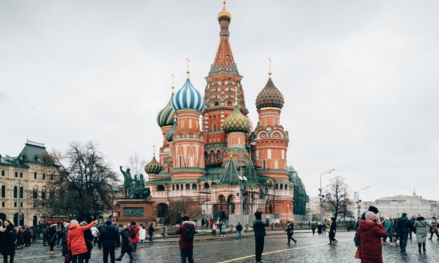 Ukraina: wojna zmniejsza rolę Kościoła patriarchatu moskiewskiego