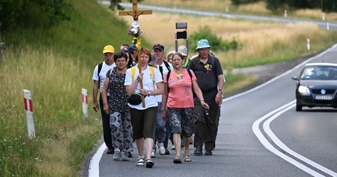 Pielgrzymka z Miastka do Sianowa