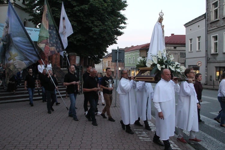 Brzesko. Wprowadzenie relikwii św. Andrzeja Boboli