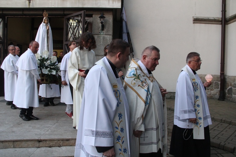 Brzesko. Wprowadzenie relikwii św. Andrzeja Boboli