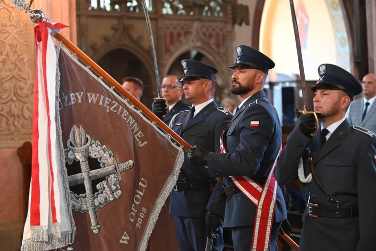 Poświęcenie i oddanie sztandaru Aresztu Śledczego w Świdnicy