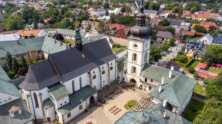 Dzień Leśnika - ceremoniał na rynku, procesja i Msza św.