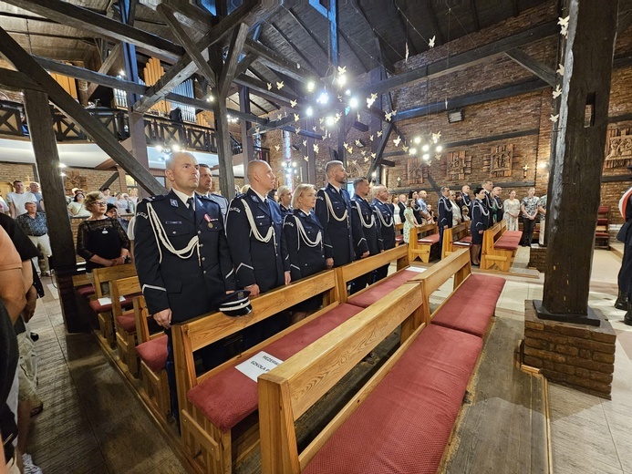 Msza św. z udziałem Szkoły Policji w Słupsku