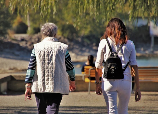 Kraków. Wakacje jednego dnia. Seniorzy i osoby samotne zabierani na wycieczki