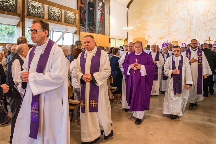 Ostatnie pożegnanie ks. dr. Alojzego Rotty