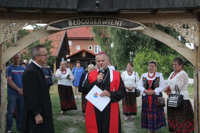 Pielgrzymka małopolskiej wsi do Zabawy