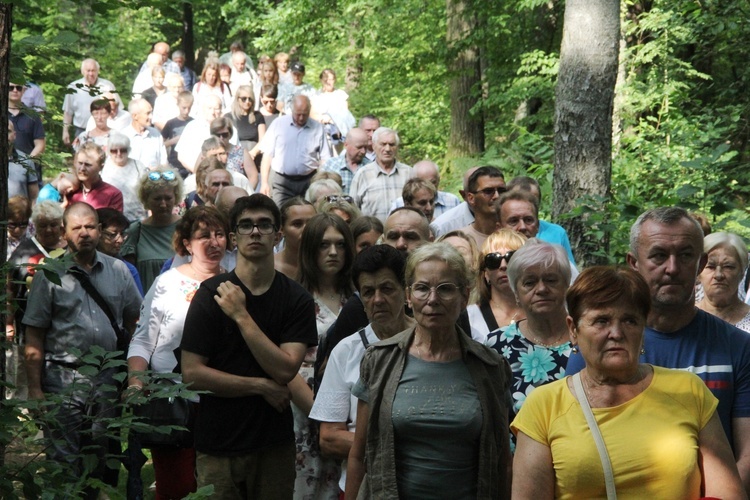 Pielgrzymka małopolskiej wsi do Zabawy