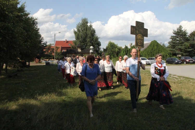 Pielgrzymka małopolskiej wsi do Zabawy