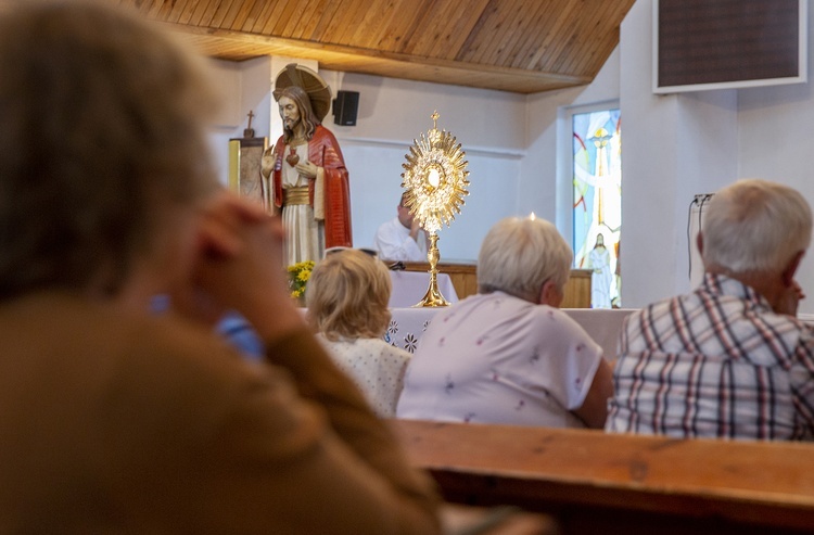 Tydzień Uwielbienia w Dźwirzynie 