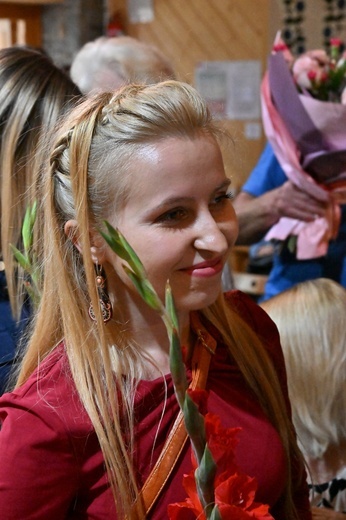 Wystawa tkactwa regionalnego Marii Naglak