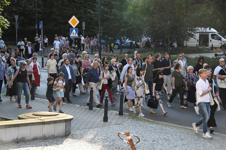 Marsz pamięci poświęcony oporowi w getcie warszawskim