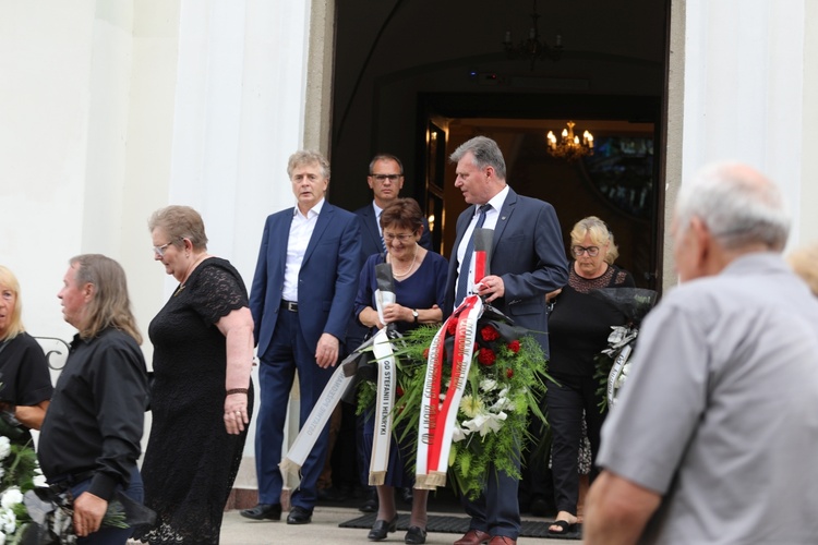 Ostatnie pożegnanie ks. kanonika Jerzego Jęczmionki