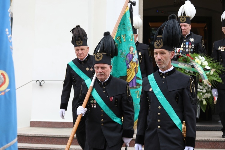 Ostatnie pożegnanie ks. kanonika Jerzego Jęczmionki