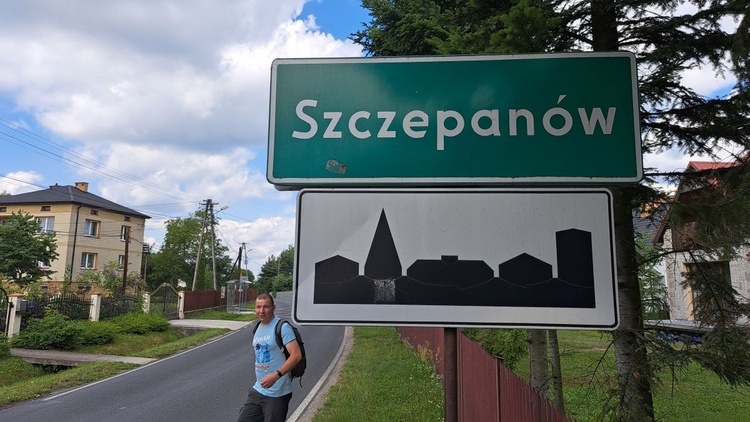 Z Dębna przez Szczepanów do Brzeska
