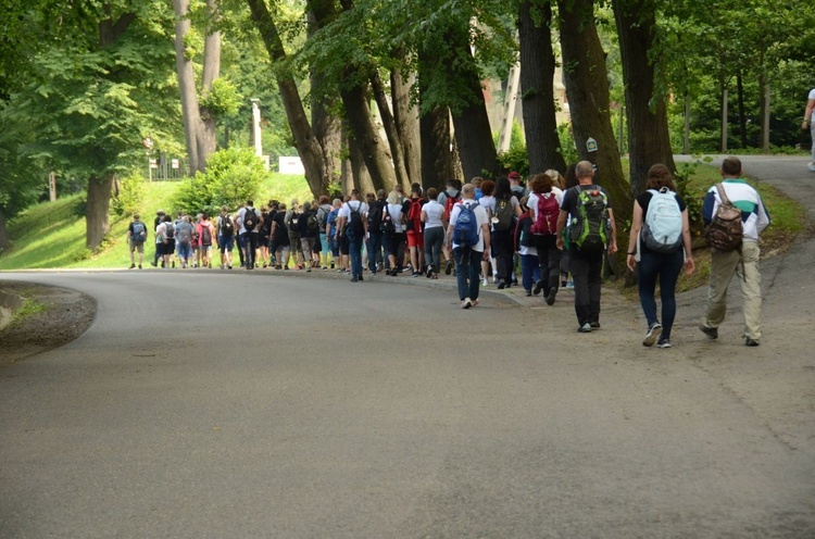 Z Dębna przez Szczepanów do Brzeska