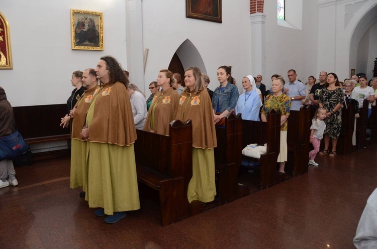 Z Dębna przez Szczepanów do Brzeska