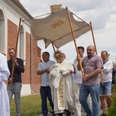 Szewce. Święta Anna i owoc jej życia