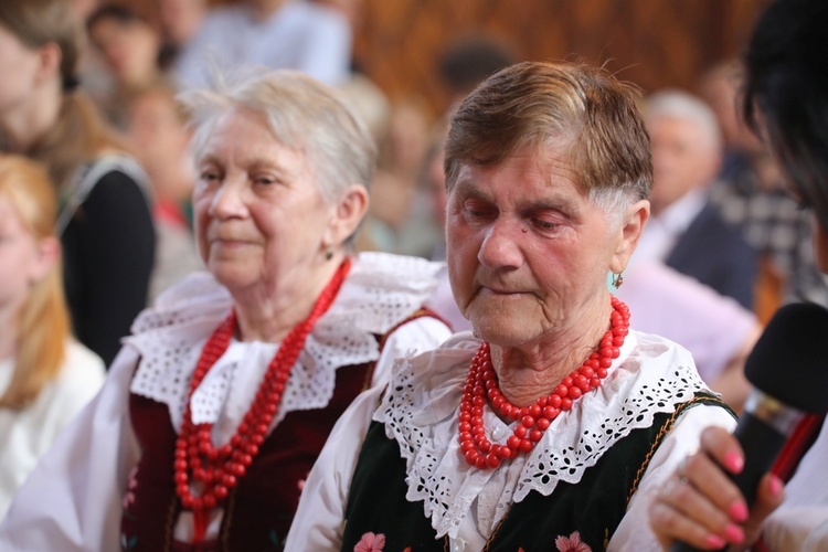 Podziękowanie za posługę o. Krzysztofa Ruszela OP w Korbielowie