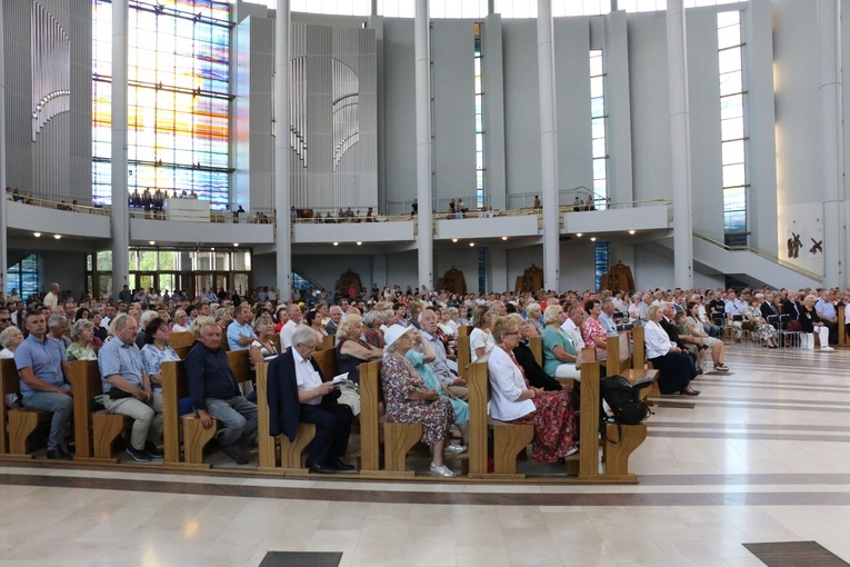 Pielgrzymka seniorów do Łagiewnik