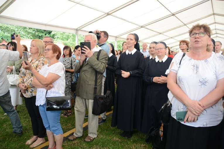 Koronacja obrazu Matki Bożej w Kietrzu